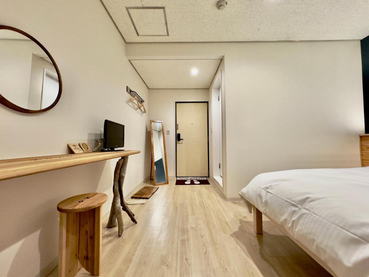Hotel Ishigaki And Chikonkiya Екстериор снимка